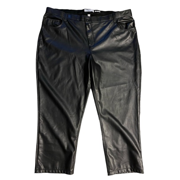 Abercrombie & Fitch‎ Black Curve Love Vegan Leather 90s Straight Pant Size 22S - Picture 7 of 15